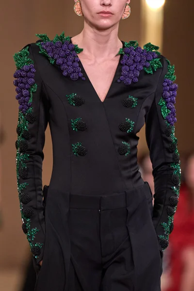 Look 123